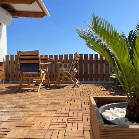 ρετιρέ με θέα το ηράκλειο Apartment *